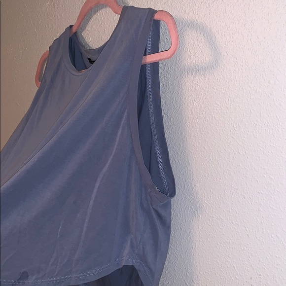 Forever 21 Loose Crop Top - Picture 2 of 3